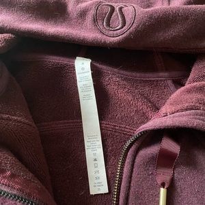 Lululemon Maroon Scuba Hoodie size 4